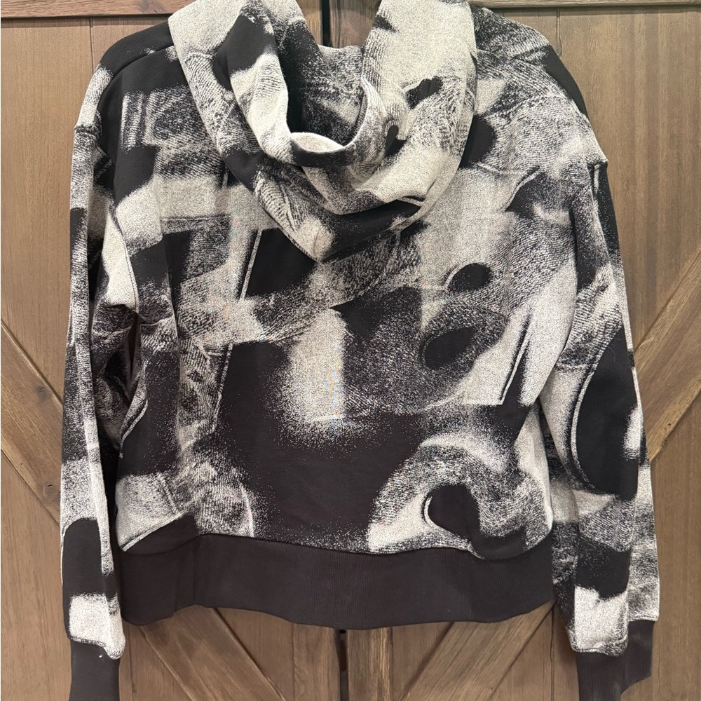 G-Star Women's Black and Cream Graphic Sweater - Picture 3 of 4